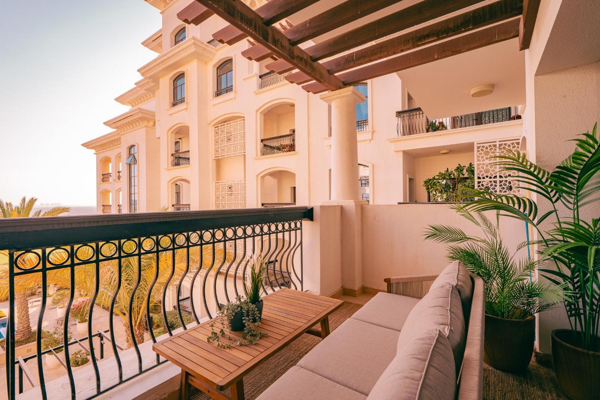 Apartment Voyage Ansam Two Bedroom With Ocean Views
